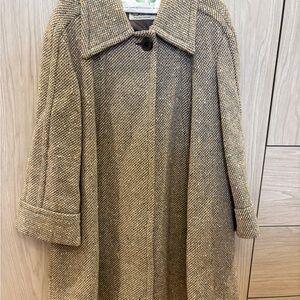 Elegant Brown Tweed Women's Coat